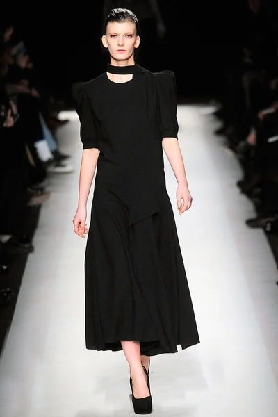 Look 17